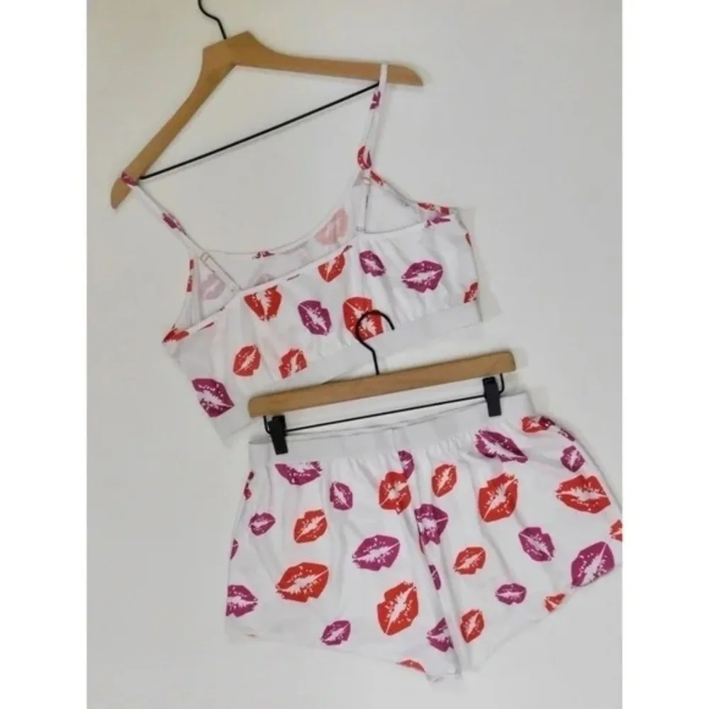 NEW!! HOT LIPS‎ Lipstick Kiss Cropped Loungewear Two Piece Set Top Shorts Large
